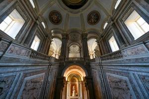 casertano, Italia - ago 21, 2021, un' interno Visualizza di il reale palazzo di casertano, un' storico palazzo commissionato nel il 18 ° secolo di charles di Bourbon, re di Napoli. foto