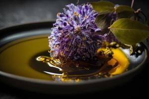 fatti in casa e gustoso fritte lilla fiore nel girasole olio fotografia foto
