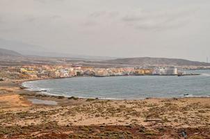 vista sul mare in estate foto