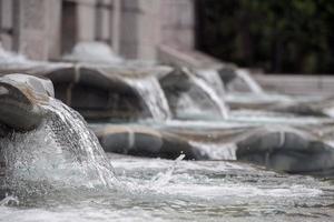 fresco acqua Fontana dettaglio vicino su Visualizza foto