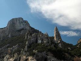 orosei golfo cala gonone rocce mare scogliere sardegna Italia foto