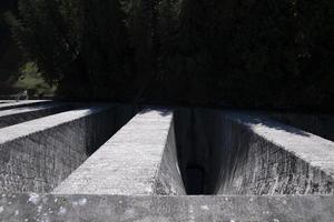 brugneto artificiale lago diga liguria Italia panorama foto