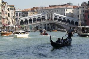 Venezia, Italia - settembre 15 2019 - lotto di gondola nel Venezia dettaglio foto