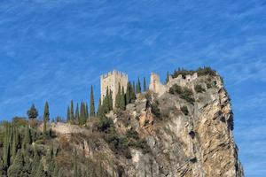 arco castello trentino foto