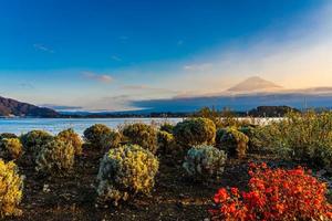 paesaggio intorno a mt. fuji in giappone in autunno foto