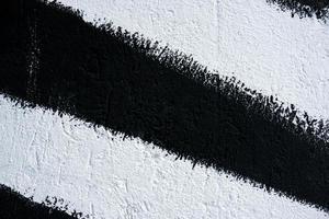 modello linea nero e bianca calcestruzzo immagine di sfondo include un' effetto il nero e bianca toni.astratti sfondo. monocromatico struttura. foto