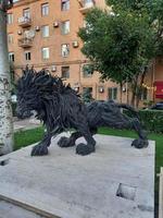 Leone scultura nel città centro yerevan Armenia foto