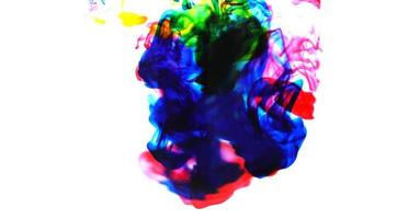 CMYK inchiostro concetto colore spruzzo per dipingere - arcobaleno inchiostro far cadere acrilico colori nel acqua su bianca sfondo , sfocatura e selettivo messa a fuoco foto