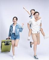 Immagine di asiatico famiglia viaggio concetto sfondo foto