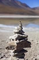 lago laguna verde e vulcano licancabur in bolivia foto