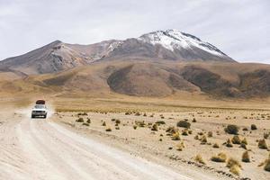deserto di dali in bolivia foto