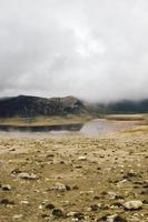 laguna milluni in bolivia foto