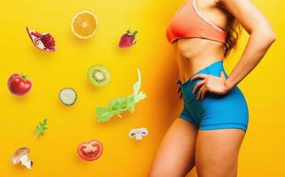 donna con fisico in forma pronto per inizio un' vegano dieta foto