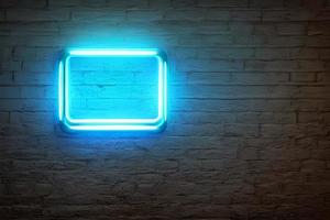 luminosa blu rettangolo neon a il parete fondale e mattone sfondo. foto