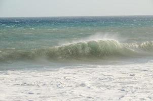 enorme mare onde foto