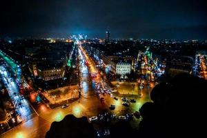 Parigi paesaggio urbano a notte foto