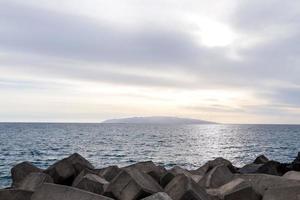 vista sul mare in estate foto