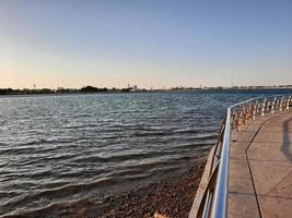 bellissimo sera e colorato tramonto a jeddah, corniche, Arabia arabia, foto