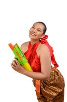 ritratto bellissimo donna nel Songkran Festival con acqua pistola foto