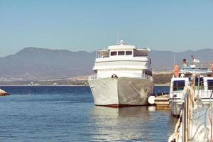 Cipro 2016 - Nave da crociera passeggeri ancorata nel porto