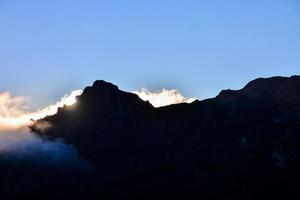 paesaggio montano scenico foto