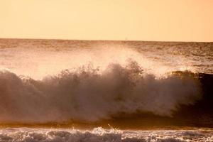 onde nel il oceano foto