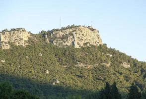 calistepe montagna nel un' tramonto leggero foto