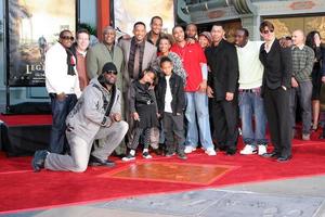 volontà fabbro con il suo famiglia amici e tom cruisewill fabbro stampato a mano e orma cerimonia grauman Cinese Teatro piazzale dicembre 10 2007los angeles ca2007 foto