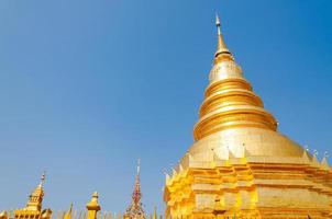 parte di il tempio wat Phra quello haripunchai nel lamphun, la maggior parte famoso tempio tempio nel settentrionale di Tailandia, arte tailandese stile foto