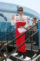 daniele dio dopo il celebrità gara dopo fabbricazione un aspetto su il podiumtoyota lungo spiaggia mille dollari prix proceleb gara 2008 lungo spiaggia capril 19 20082008 foto