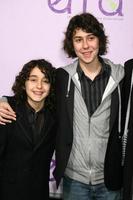 alex nat wolff in arrivo a il ambientale media premi a il ebell Teatro nel los angeles circa su novembre 13 20082008 foto