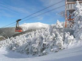 New Hampshire, Stati Uniti d'America 2007 - ski area tram lift a Franconia Notch State Park foto