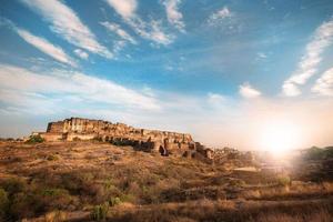 Tramonto al Forte Mehrangarh a Jodhpur, Rajasthan, India foto