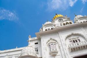 Visualizza di dettagli di architettura dentro d'oro tempio armandir sahib nel amritsar, punjab, India, famoso indiano sikh punto di riferimento, d'oro tempio, il principale santuario di sikh nel amritsar, India foto