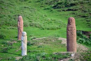 il misterioso preistorico prateria pietra statue nel xinjiang foto