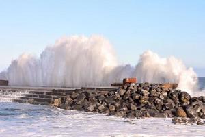 enorme mare onde foto