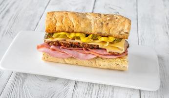 primo piano del panino cubano foto