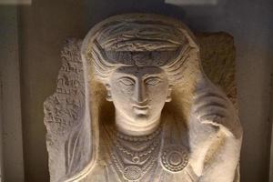 Parigi, Francia - ottobre 7 2018 - persiana di ventilazione Museo palmyra statua collezione foto