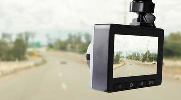 auto cctv telecamera video registratore per guida sicurezza su il strada foto