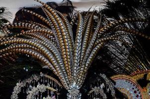 non identificato persone indossare carnevale maschere a il Venezia carnevale nel Venezia, Italia, circa febbraio 2022 foto