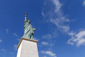 statua di libertà su il isola cygnes nel Parigi foto