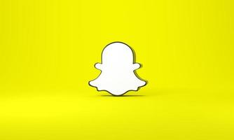 Snapchat logo con spazio per testo e grafica. giallo sfondo. Madrid, Spagna, 2022 foto
