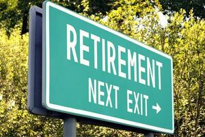 la pensione - Il prossimo Uscita strada cartello foto