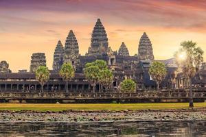 alba ad ankor wat, siem reap, cambogia foto