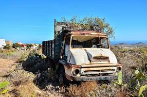 arrugginito vecchio camion foto