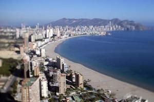 il costa e alto salire orizzonte di benidorm foto