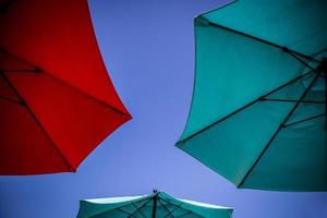 vivace trio di ombrelli foto