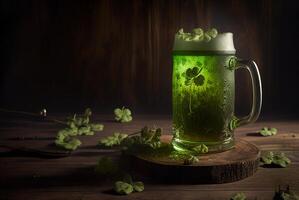 st. Patrick giorno verde birra nel gelido boccale con trifogli - generativo ai. foto