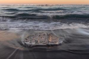 ghiaccio blocchi su il Pacifico costa foto