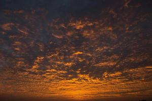 bellissimo nube nel il mattina foto